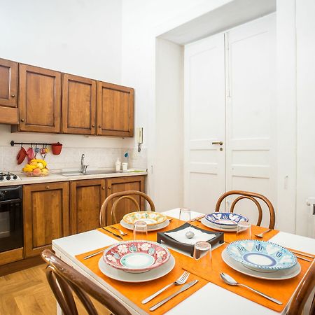Casa Napoletana - San Domenico Lägenhet Neapel Exteriör bild
